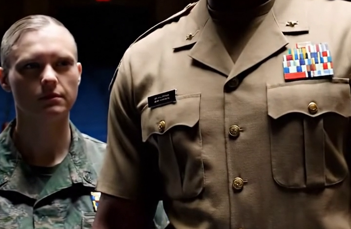 “Toen ik ‘Geest-Dertien’ zei, zweeg mijn vader, de generaal.”