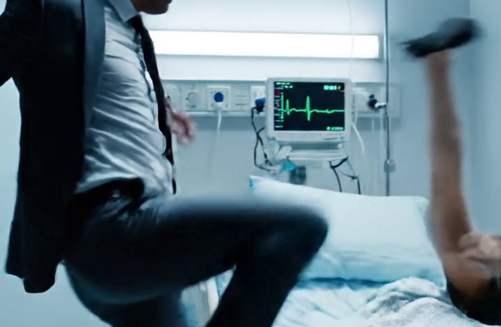 I wasn’t supposed to be back at Mercy Hill that early. But the second I pushed open the door to Room 218, my blood turned cold. My wife was standing over my mother, pressing a pillow down on her face. ‘Adrien—wait, it’s not what you think!’ she screamed. But I had already seen too much. In that moment, I realized my marriage had been built beside a darkness I never truly knew… and what happened next shattered my life forever. – True Stories