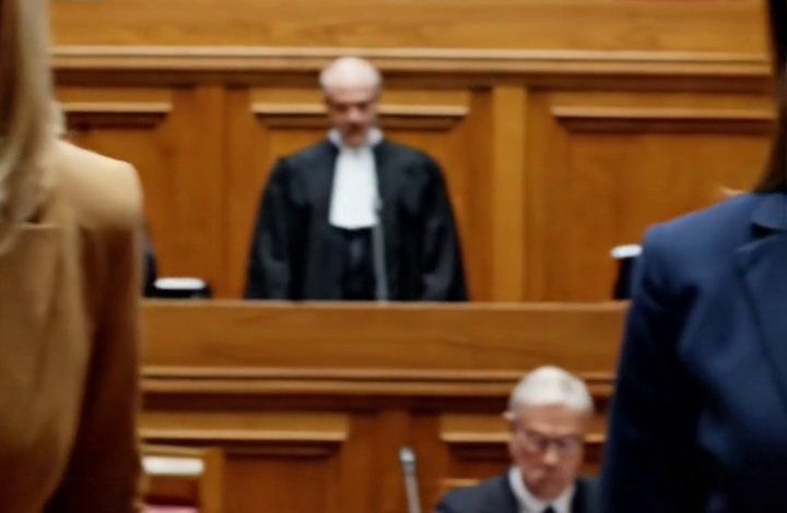 Mijn ouders probeerden via de rechter beslag te leggen op al mijn bezittingen, totdat de rechter mijn volledige lijst met bezittingen bereikte